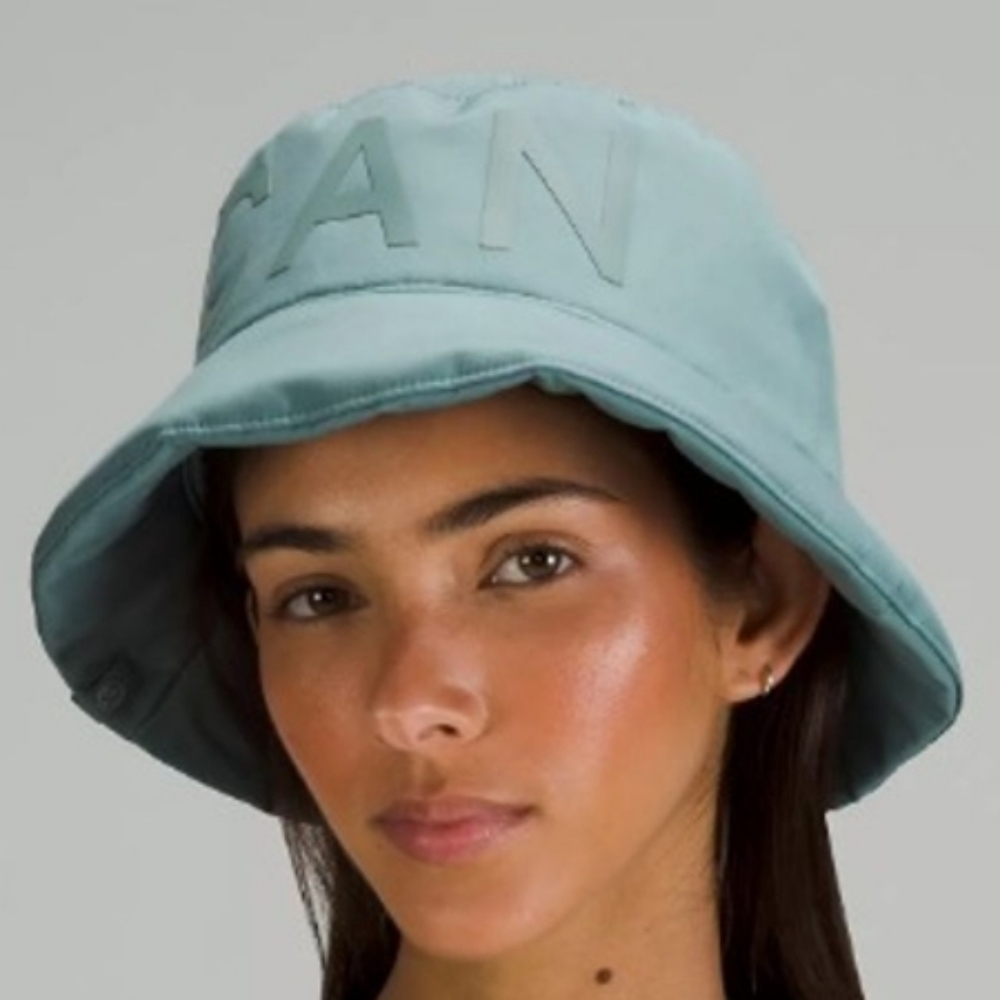 NWT lululemon CANADA Both Ways Insulated Bucket Hat Cap S/M unisex Rare